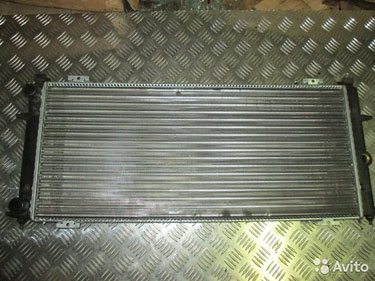 Радиатор охлаждения Транспортер T4 90-03 год