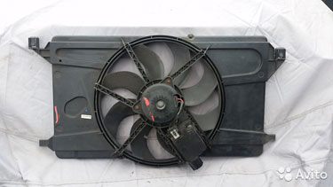 Диффузор вентилятора в сборе Ford Focus 2 2004