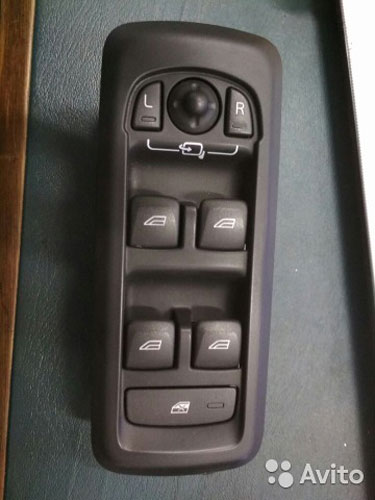 Блок кнопок свеклоподъемнико Range Rover Sport 1