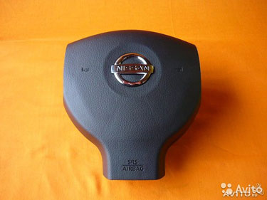 Подушка безопасности водителя Nissan Tiida C11